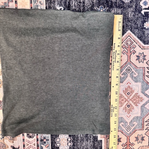 Aerie Sage Green Ribbed Tube Top Sleeveless Shirt Women’s Size Medium - Picture 10 of 10